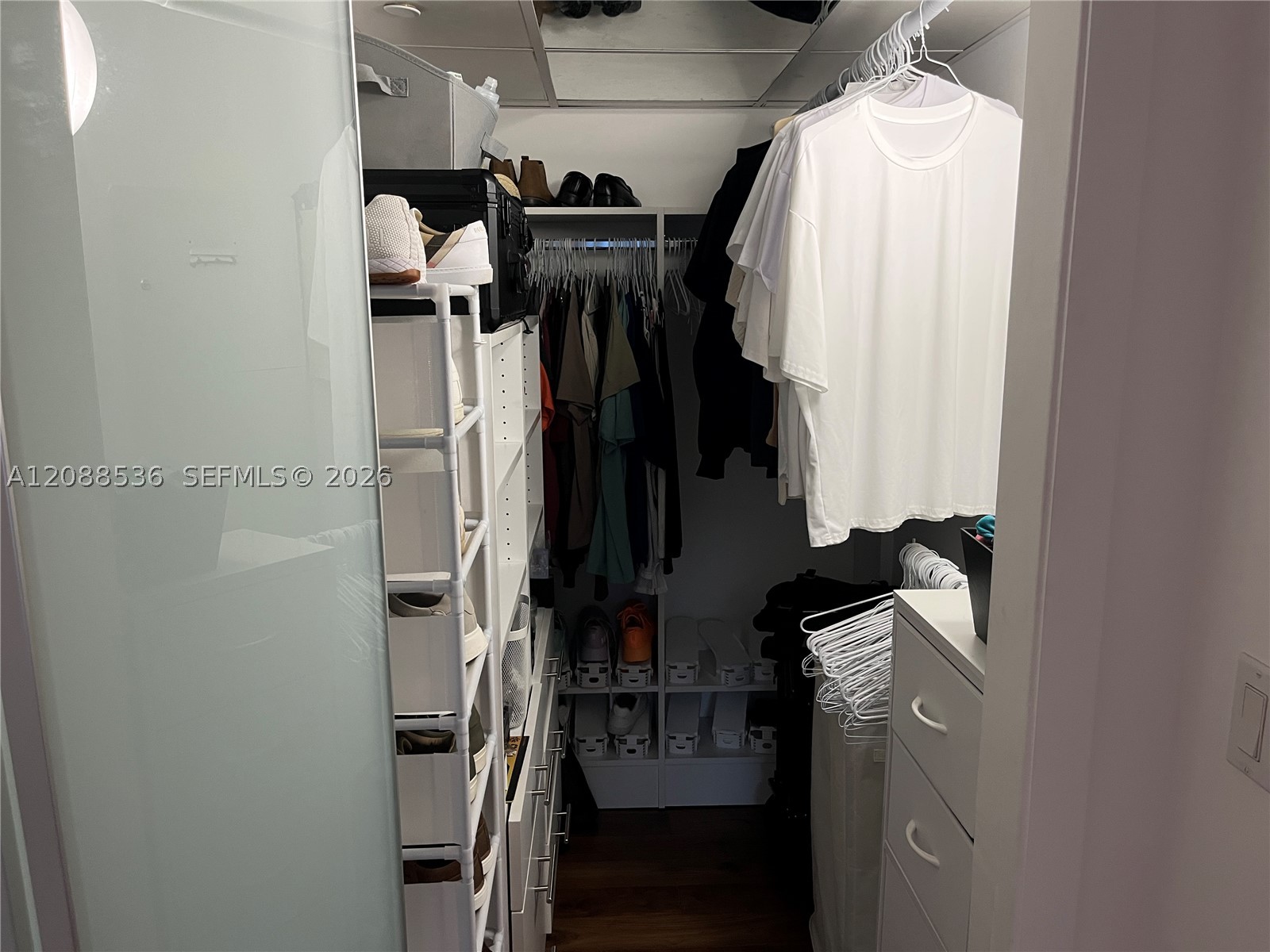 465 Brickell Ave #804, Miami FL 33131