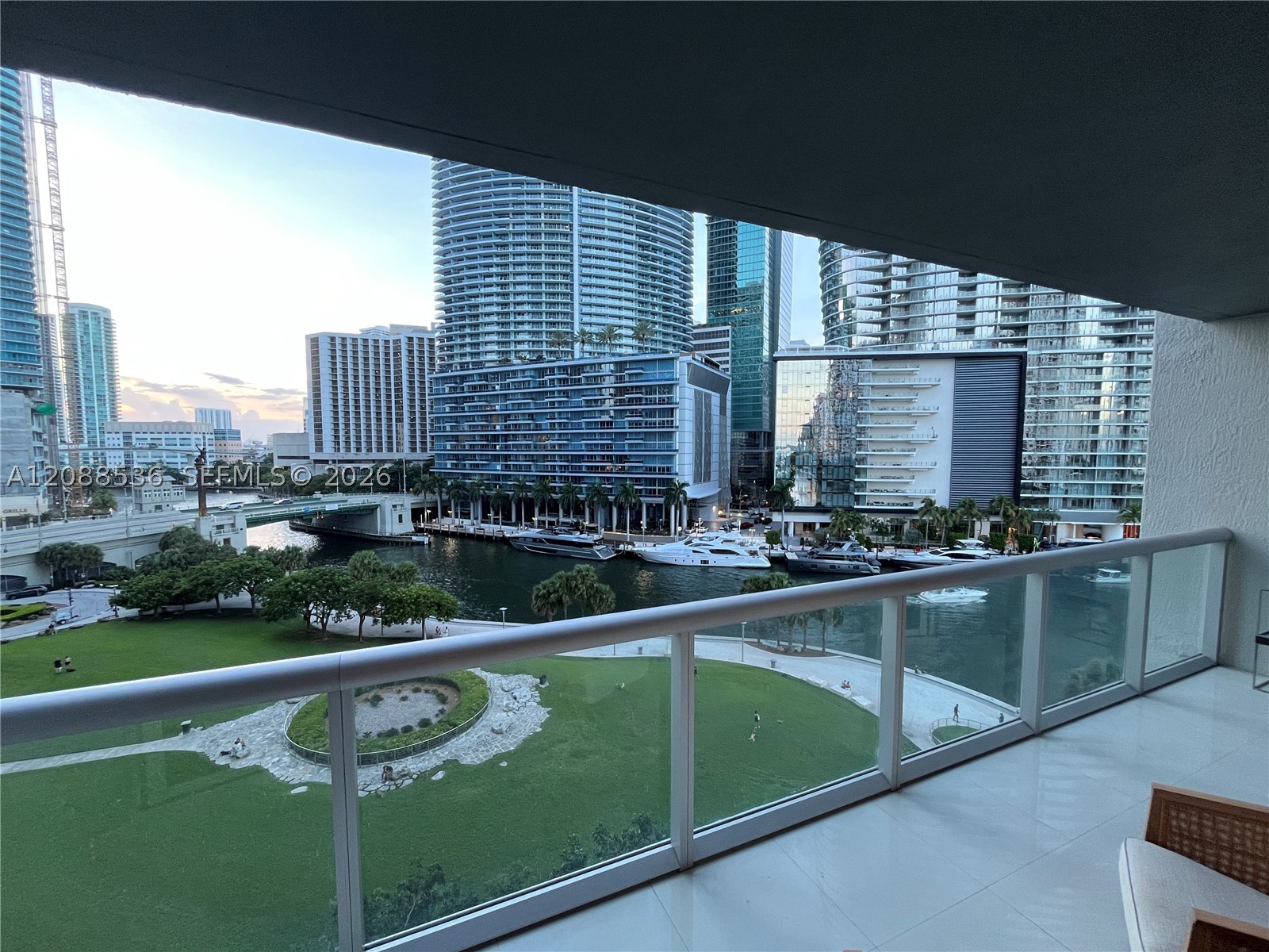 465 Brickell Ave #804, Miami FL 33131