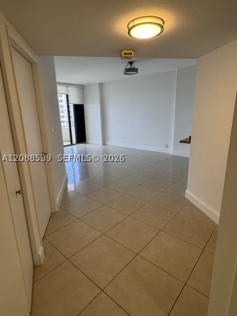520 Brickell Key Dr #A1401, Miami FL 33131
