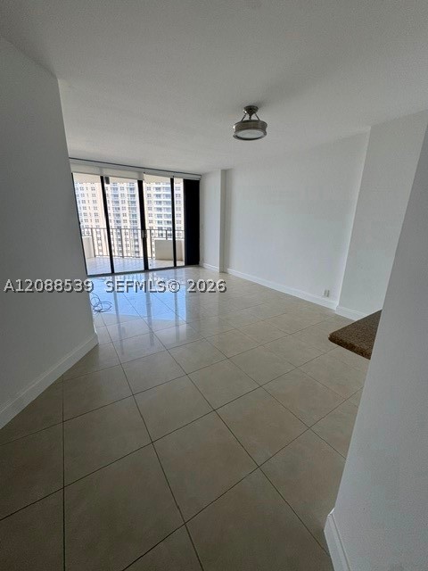 520 Brickell Key Dr #A1401, Miami FL 33131