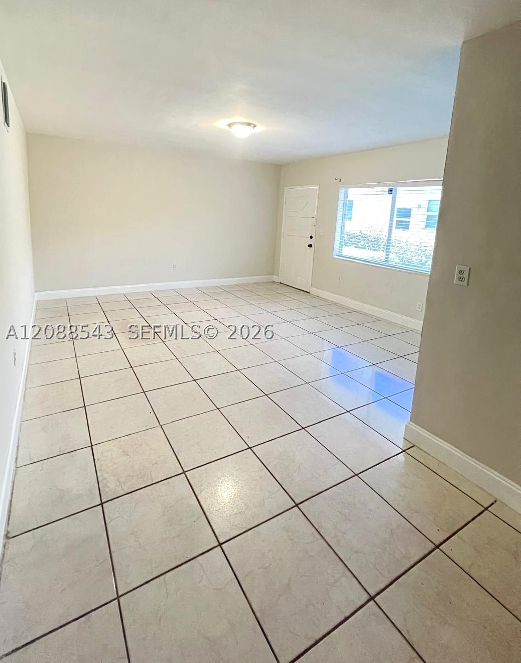 8271 Crespi Blvd #2, Miami Beach FL 33141