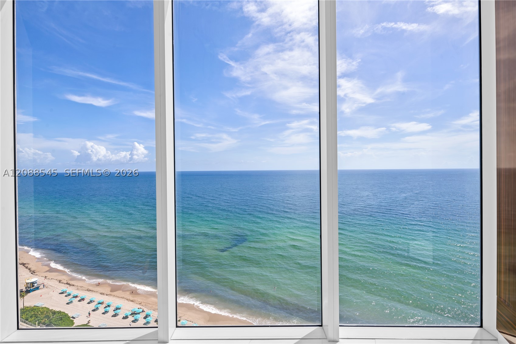 2711 S Ocean Dr #1902, Hollywood FL 33019