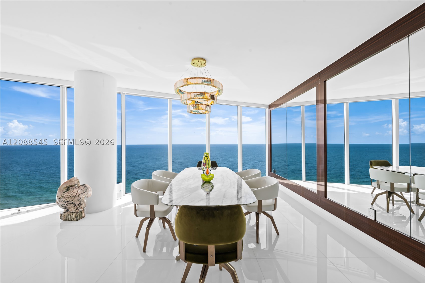 2711 S Ocean Dr #1902, Hollywood FL 33019