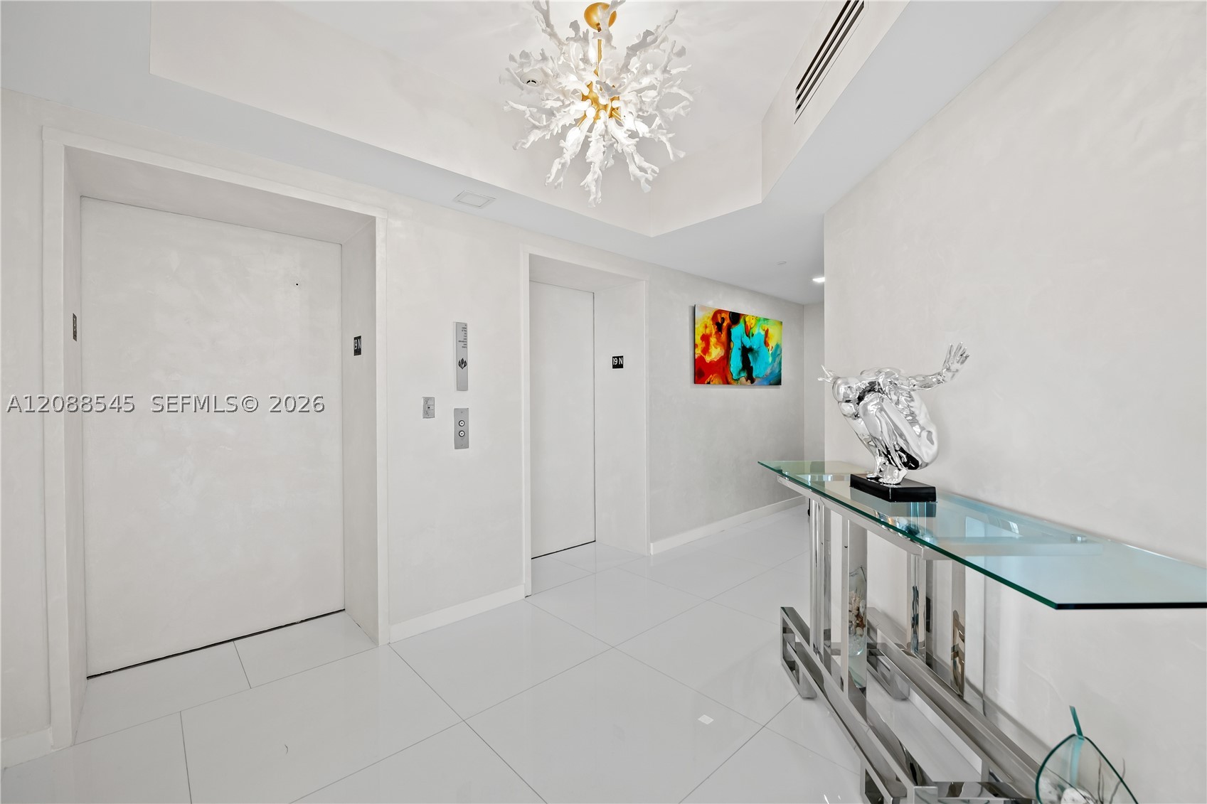 2711 S Ocean Dr #1902, Hollywood FL 33019
