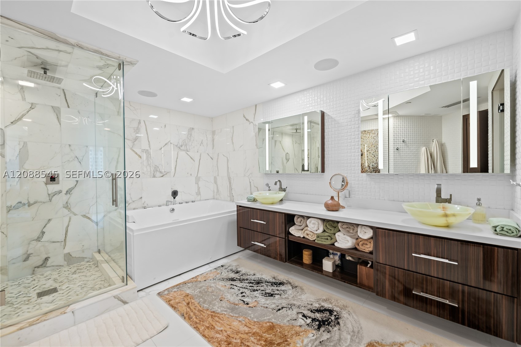 2711 S Ocean Dr #1902, Hollywood FL 33019
