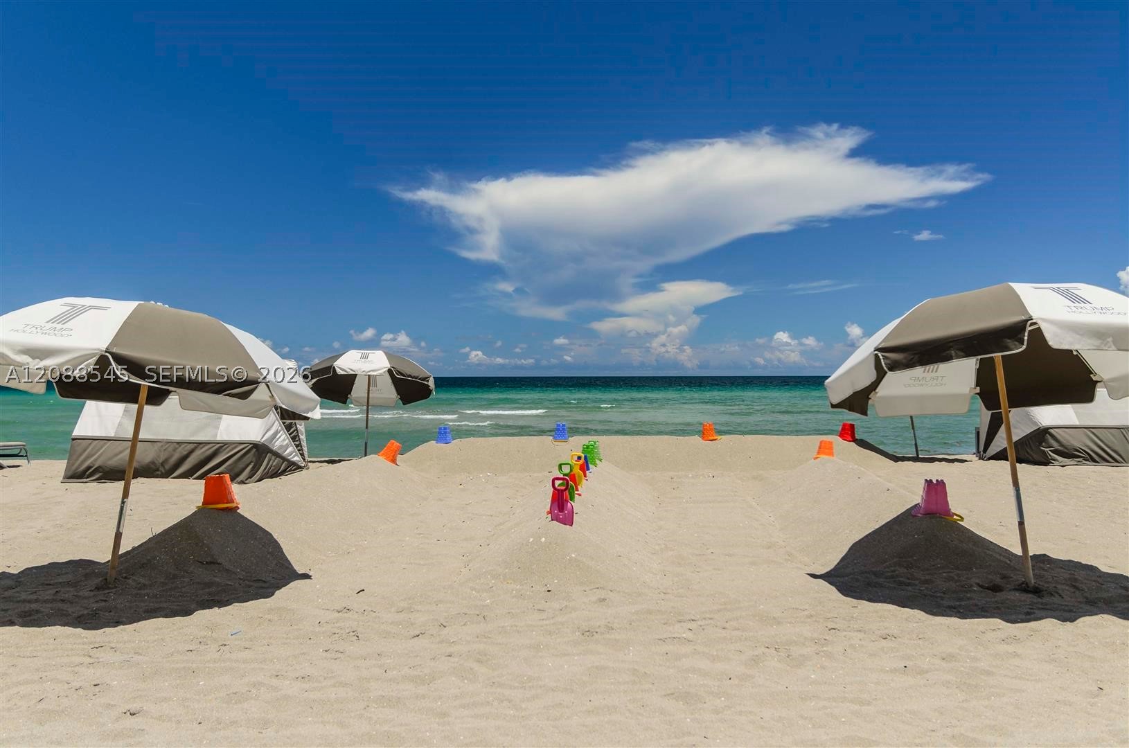 2711 S Ocean Dr #1902, Hollywood FL 33019