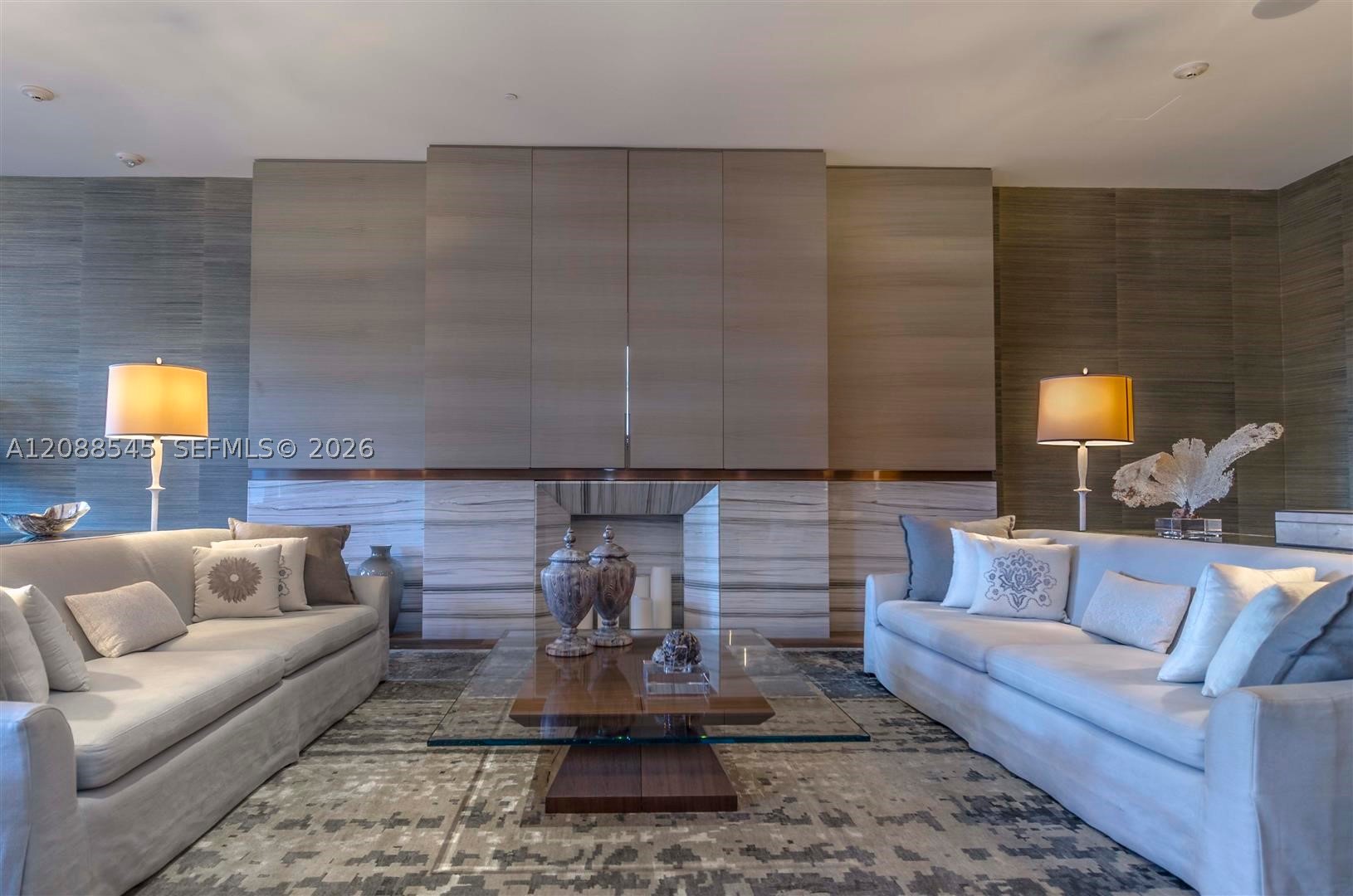 2711 S Ocean Dr #1902, Hollywood FL 33019