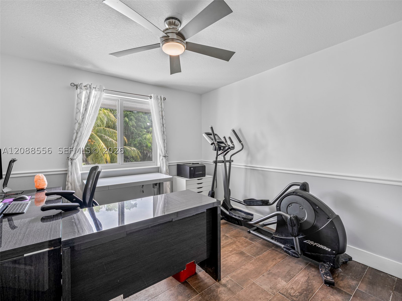 15822 SW 103rd Ln, Miami FL 33196