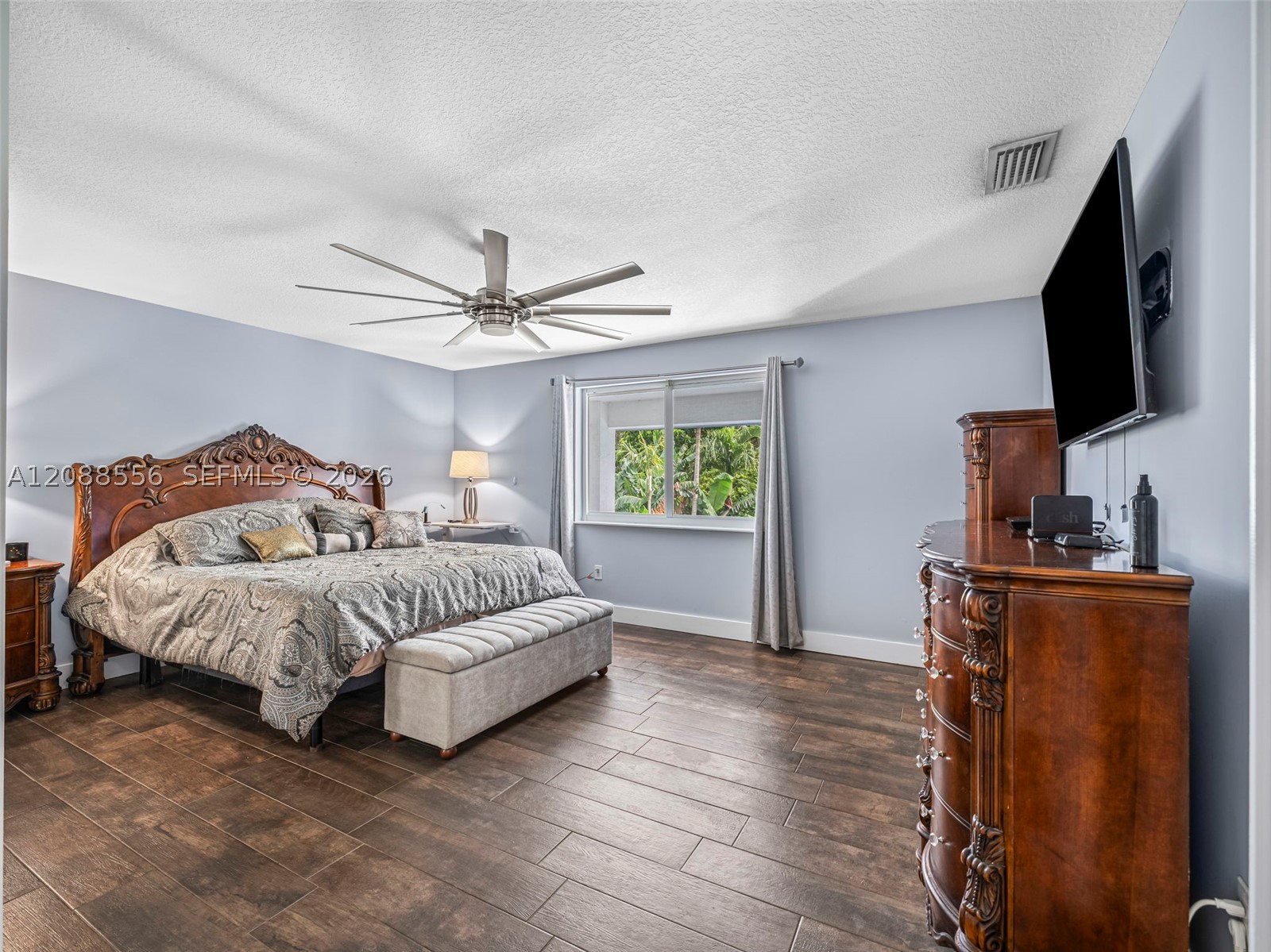 15822 SW 103rd Ln, Miami FL 33196