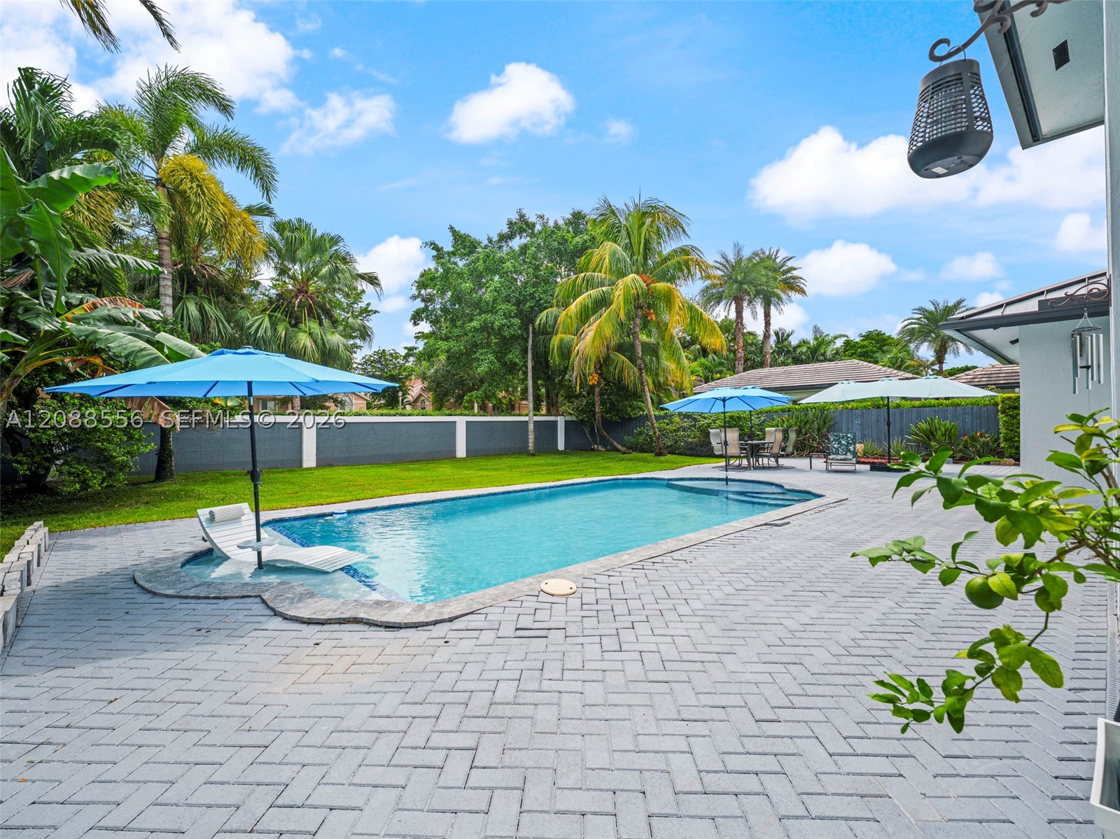 15822 SW 103rd Ln, Miami FL 33196