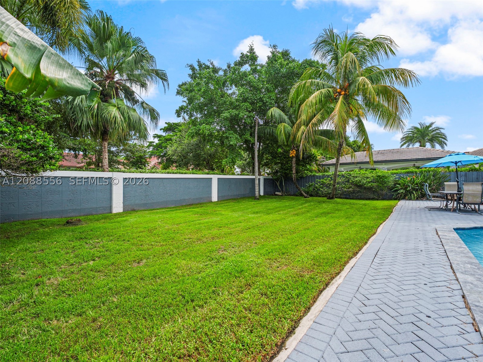 15822 SW 103rd Ln, Miami FL 33196