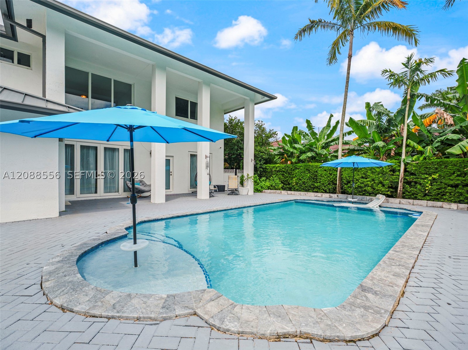 15822 SW 103rd Ln, Miami FL 33196