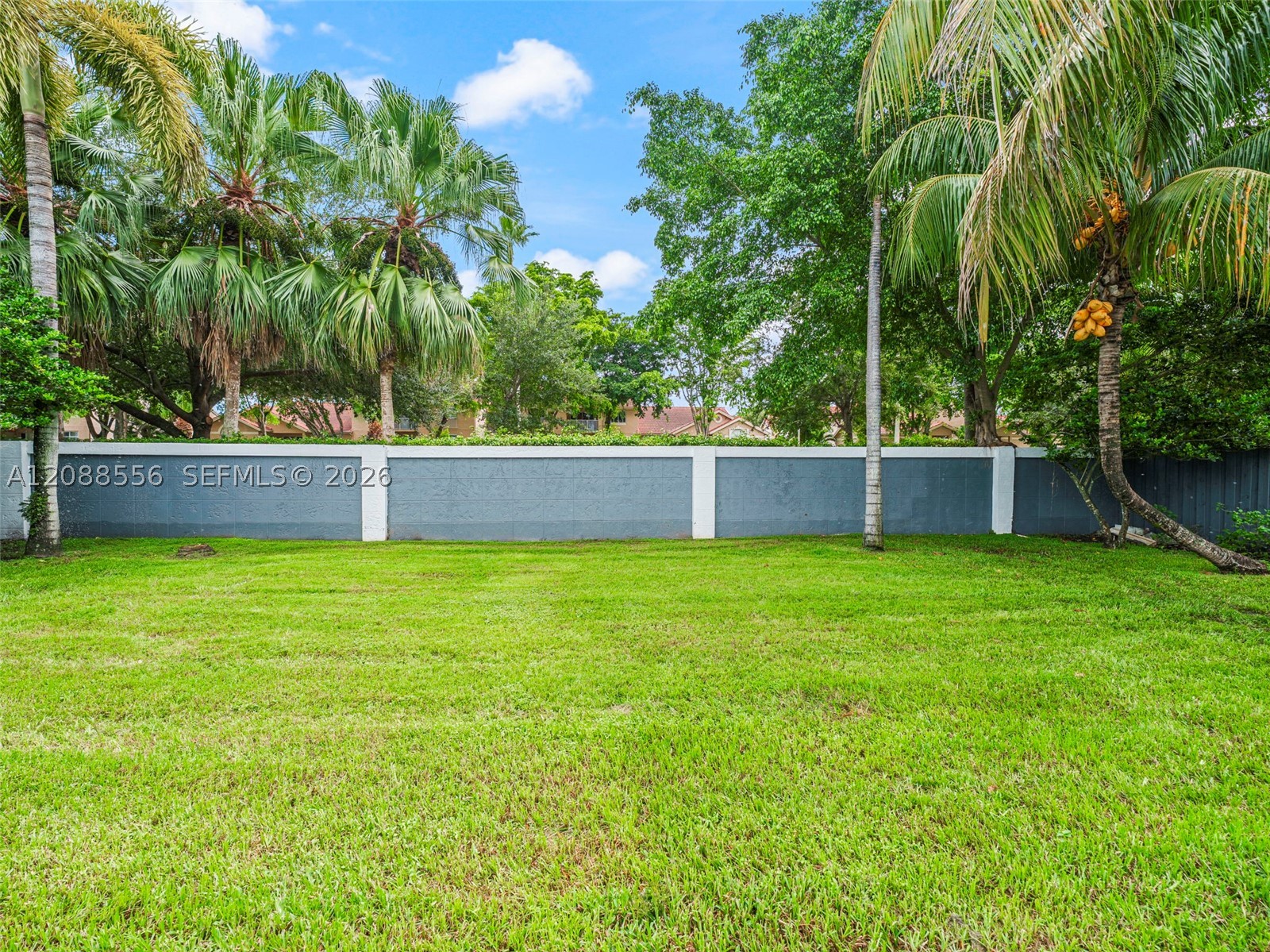15822 SW 103rd Ln, Miami FL 33196