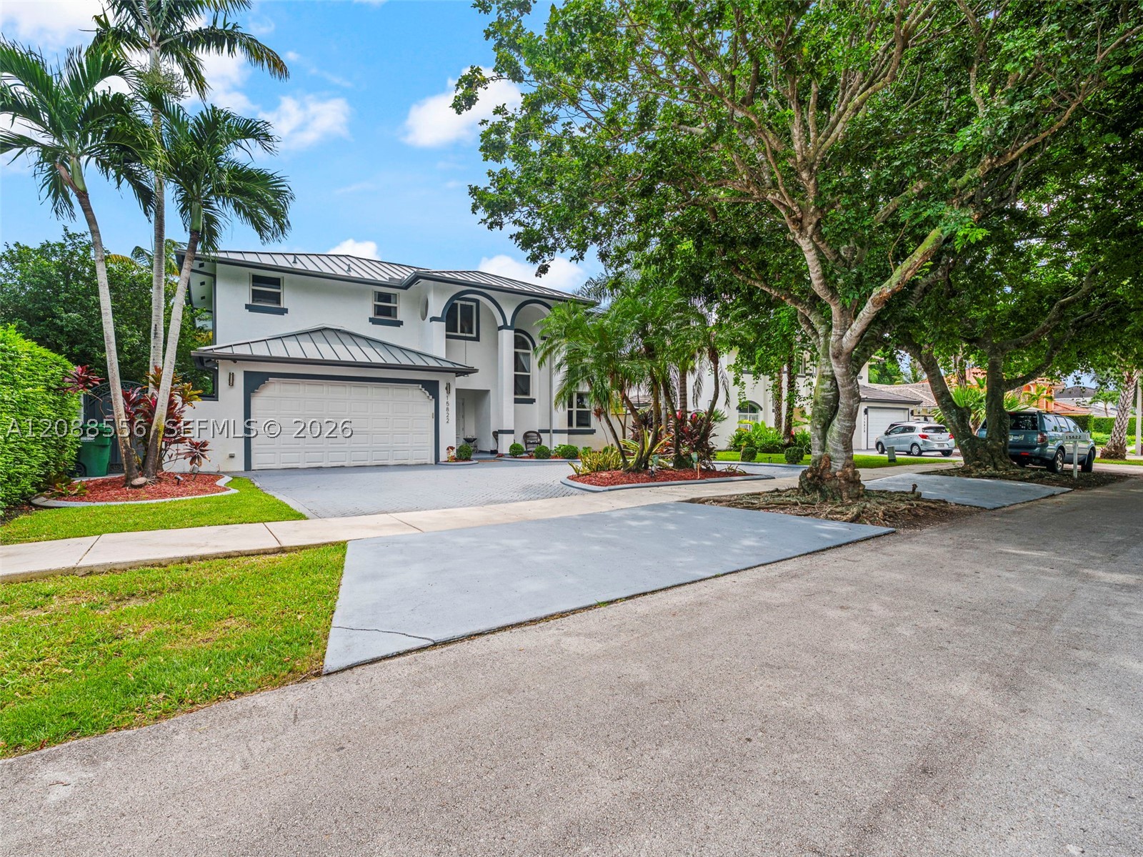 15822 SW 103rd Ln, Miami FL 33196