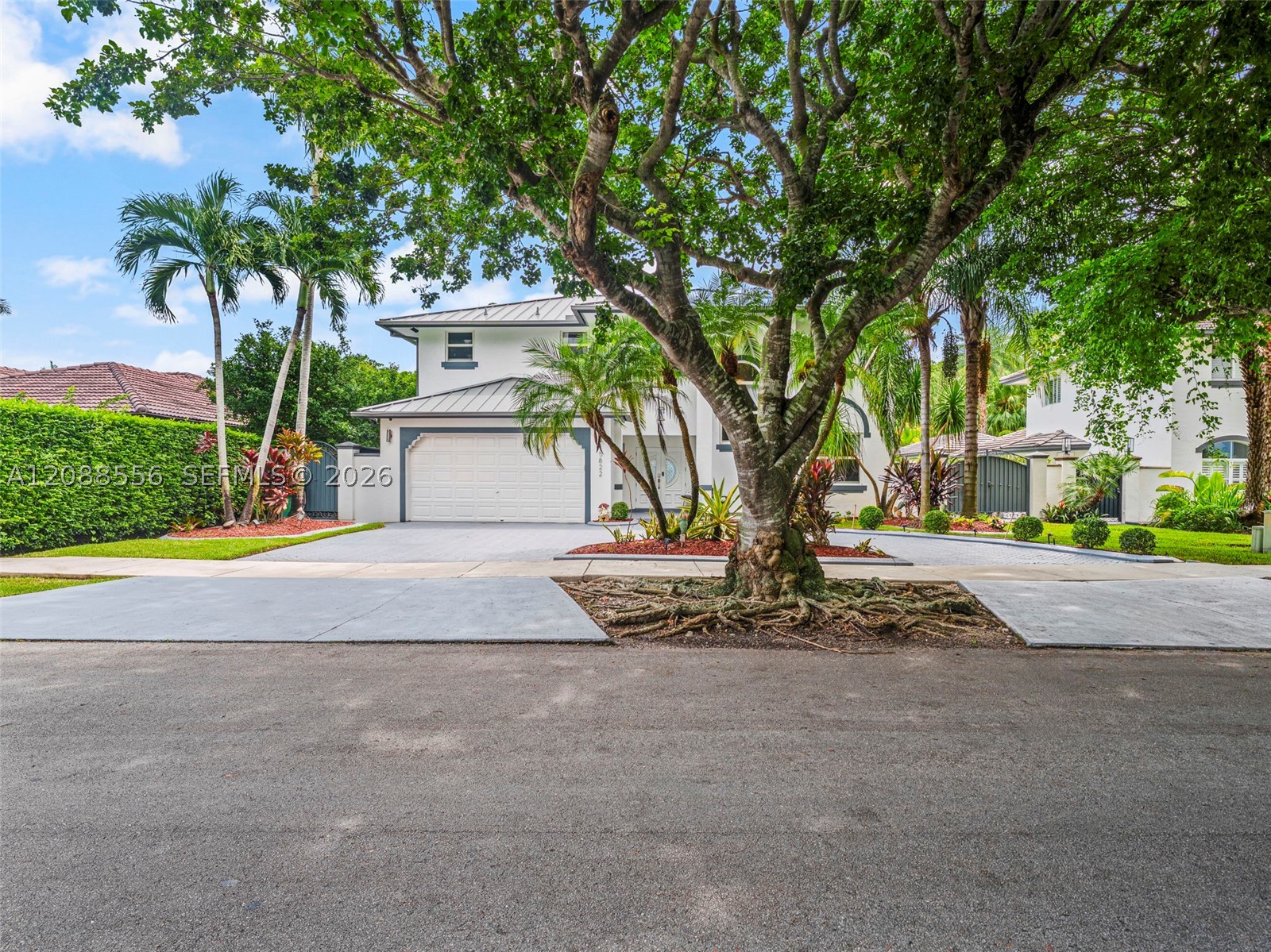 15822 SW 103rd Ln, Miami FL 33196