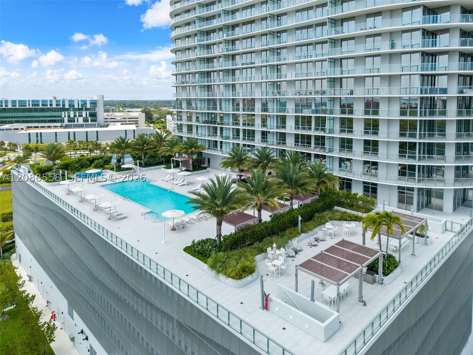 2411 Laguna Circle #2803, Miami FL 33181