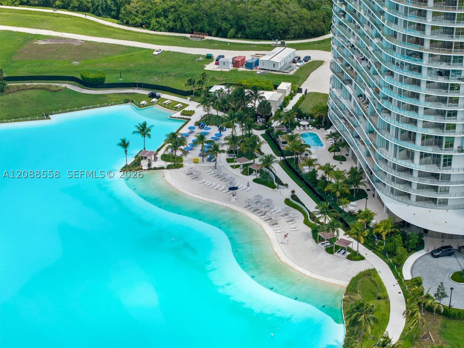 2411 Laguna Circle #2803, Miami FL 33181