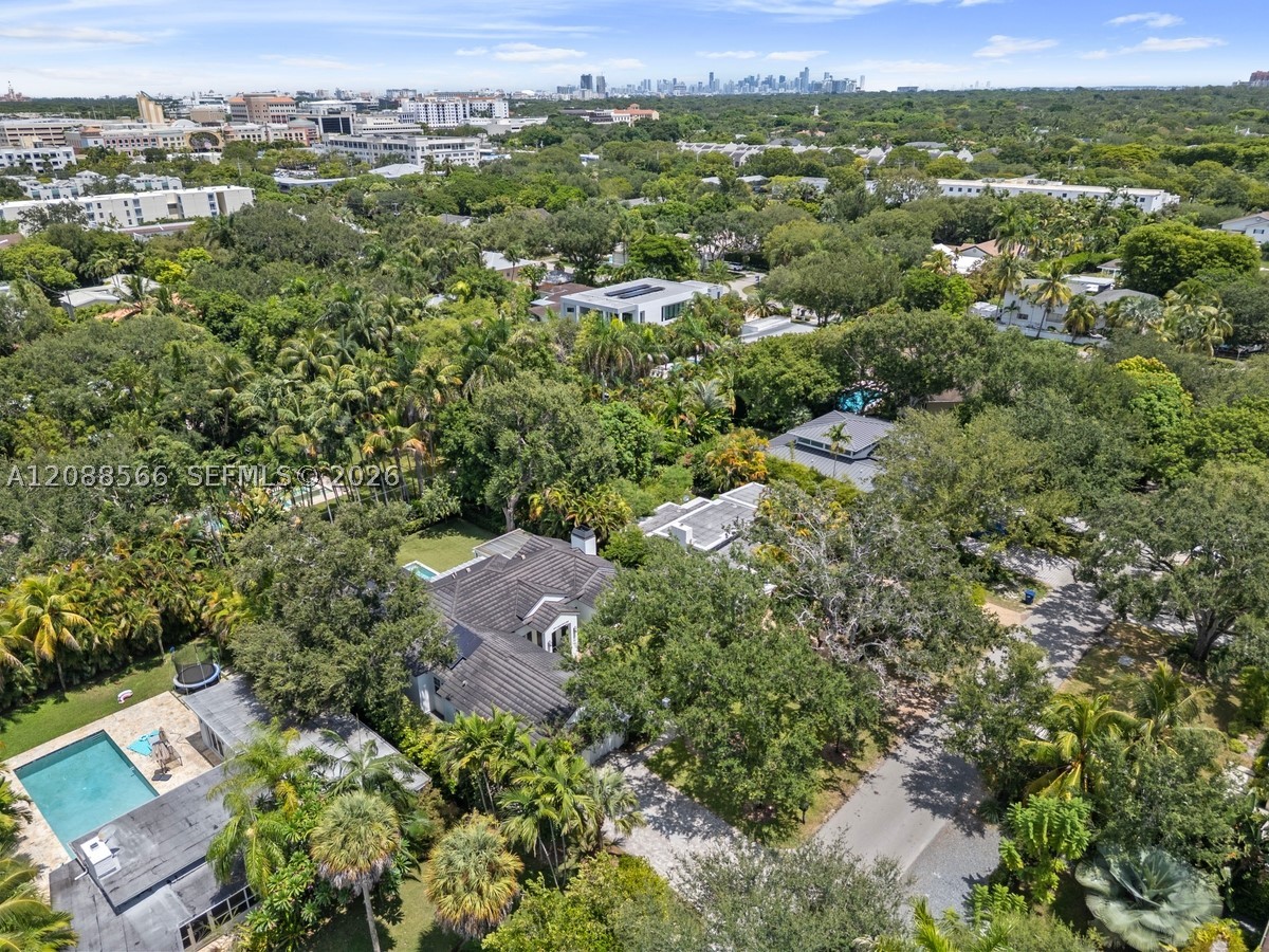 5851 SW 77th Ter, South Miami FL 33143
