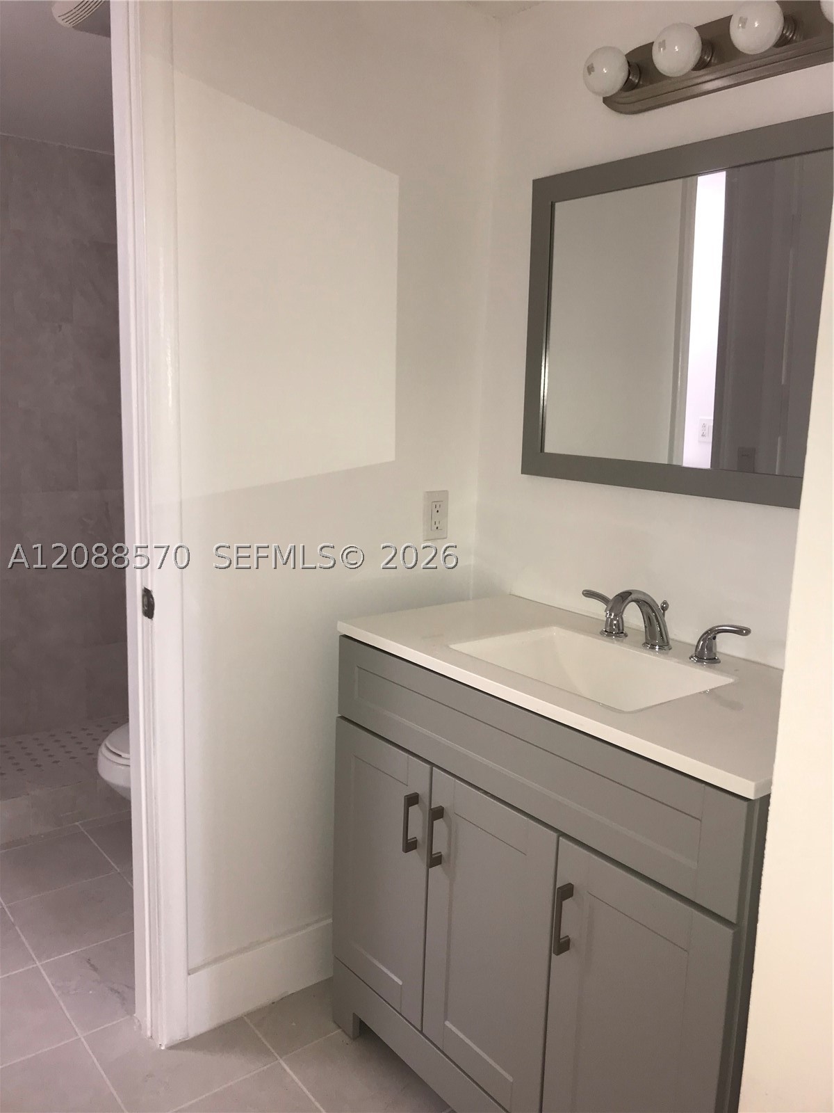 666 NW 114th Ave #203, Sweetwater FL 33172