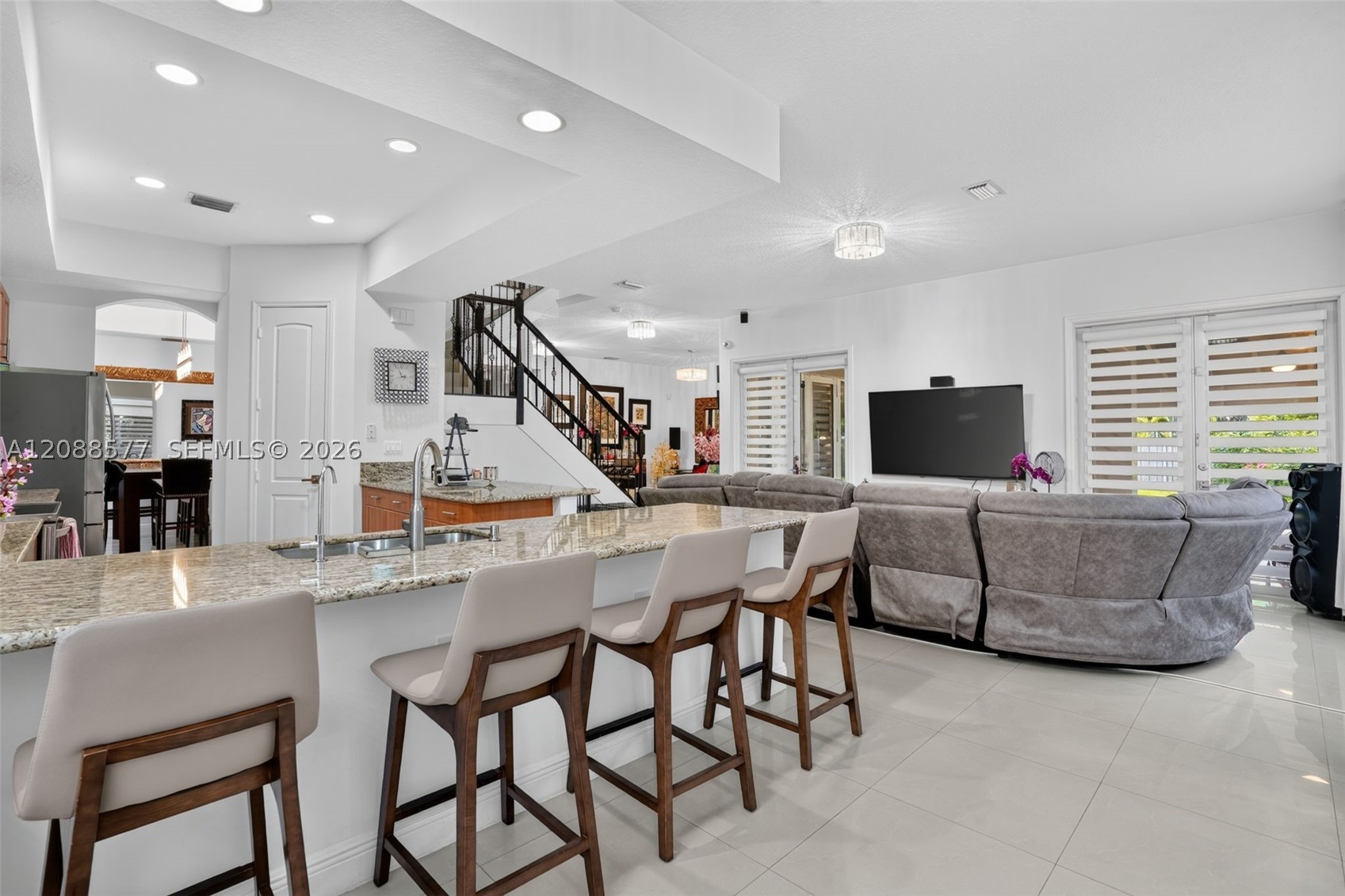 241 NE 33rd Ter, Homestead FL 33033