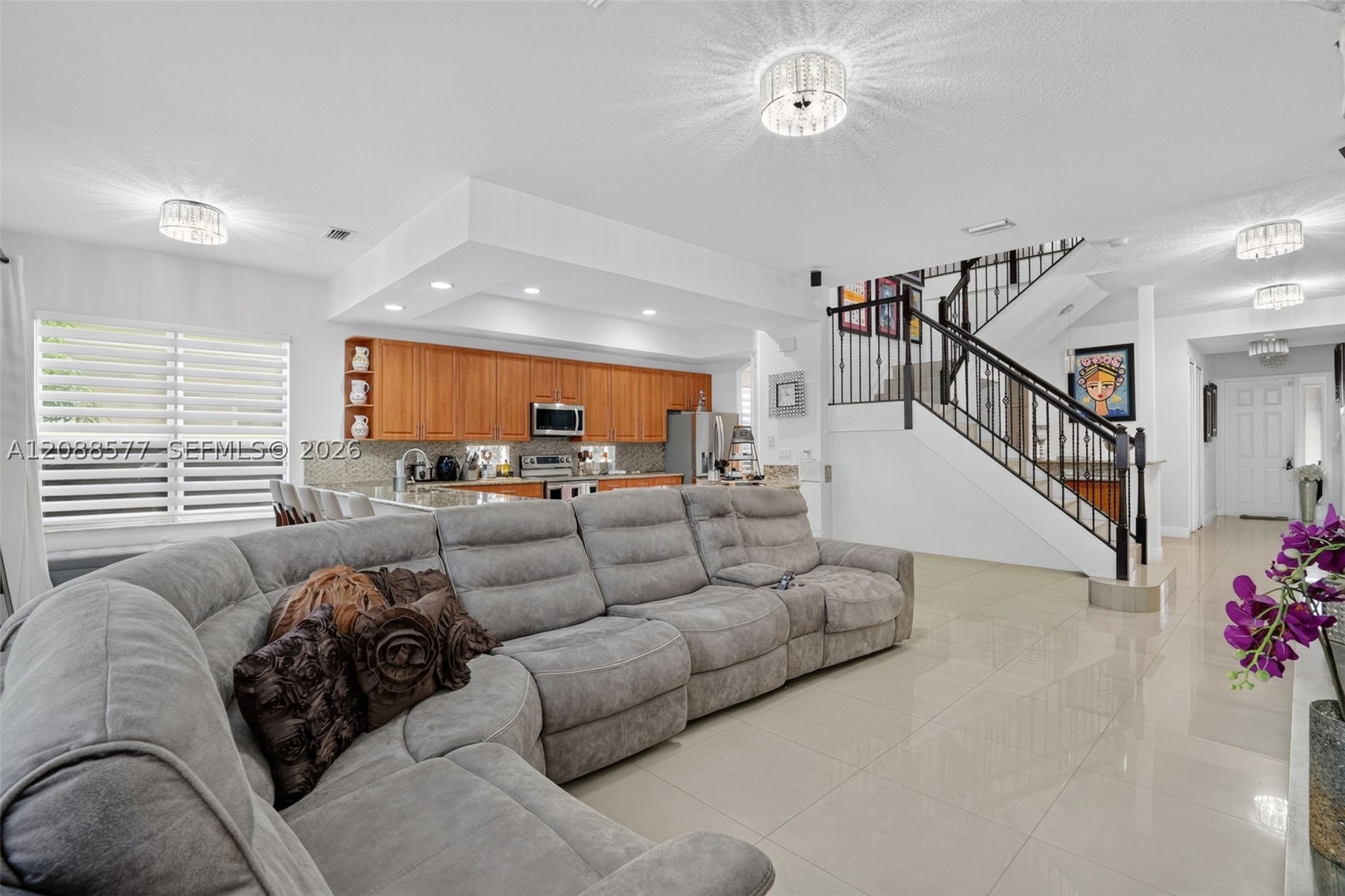 241 NE 33rd Ter, Homestead FL 33033