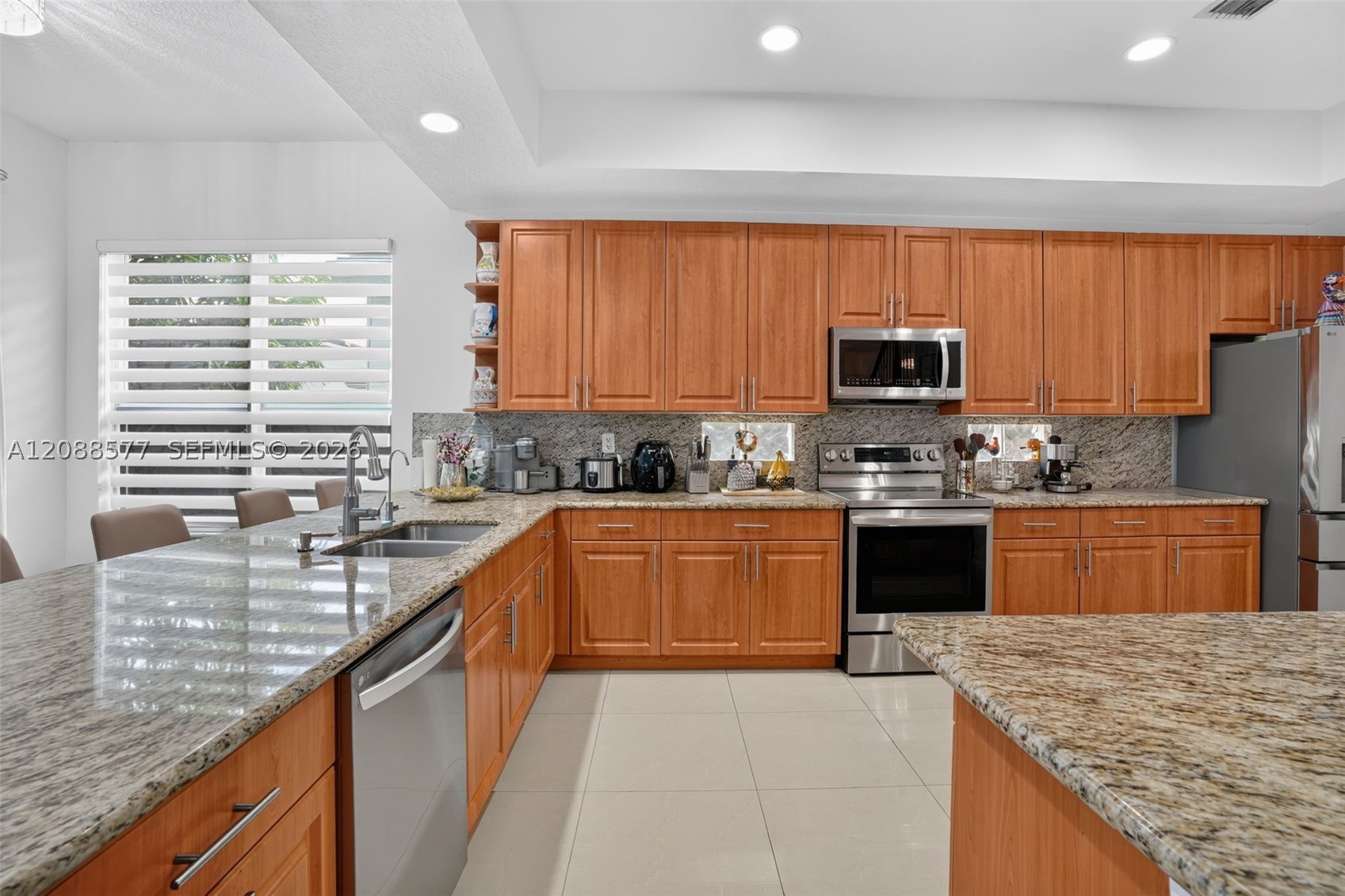 241 NE 33rd Ter, Homestead FL 33033