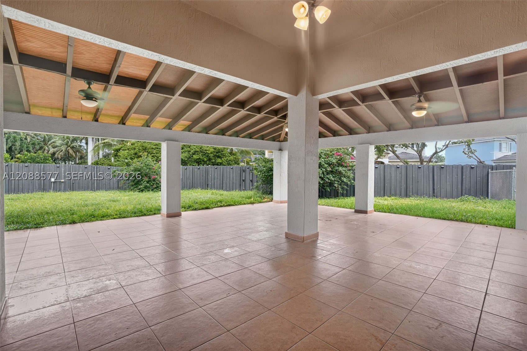 241 NE 33rd Ter, Homestead FL 33033