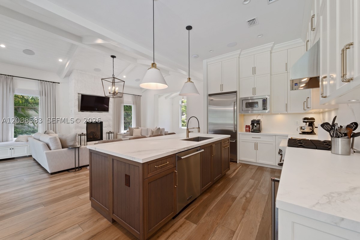 5851 SW 77th Ter, South Miami FL 33143