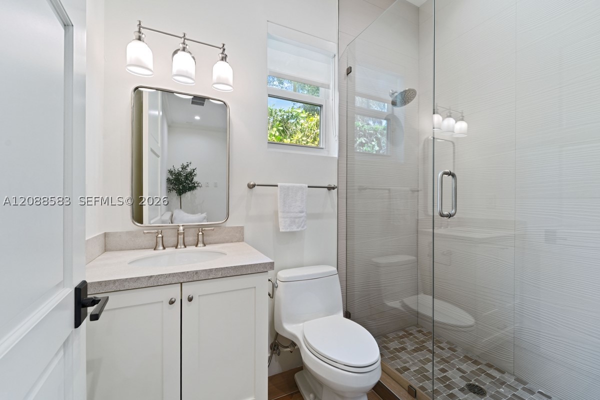 5851 SW 77th Ter, South Miami FL 33143