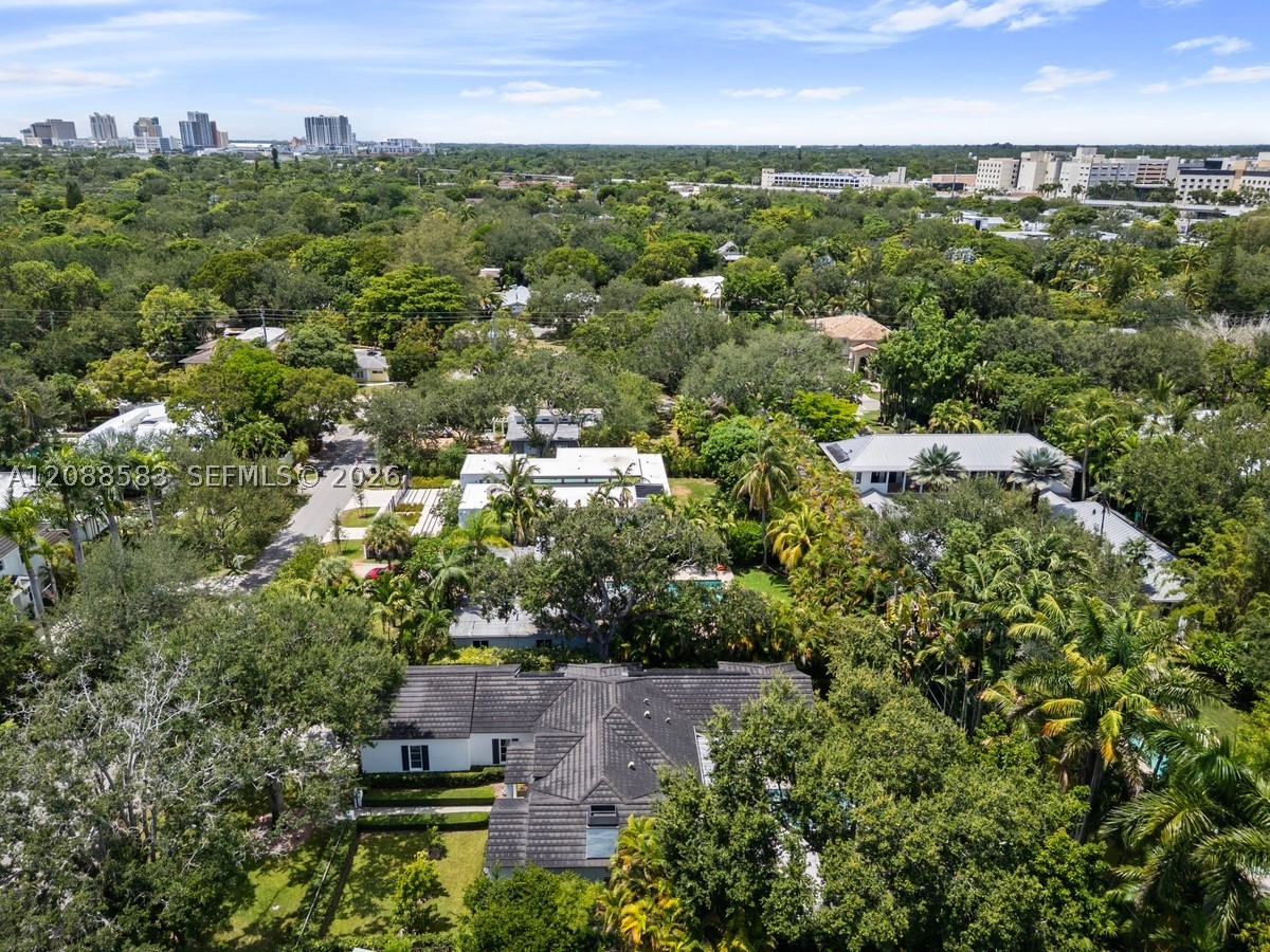 5851 SW 77th Ter, South Miami FL 33143