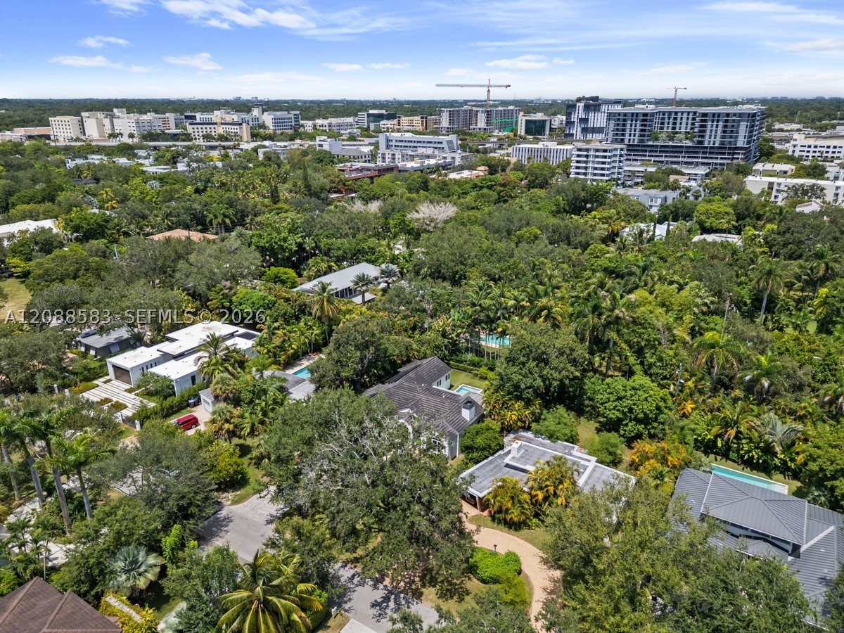 5851 SW 77th Ter, South Miami FL 33143