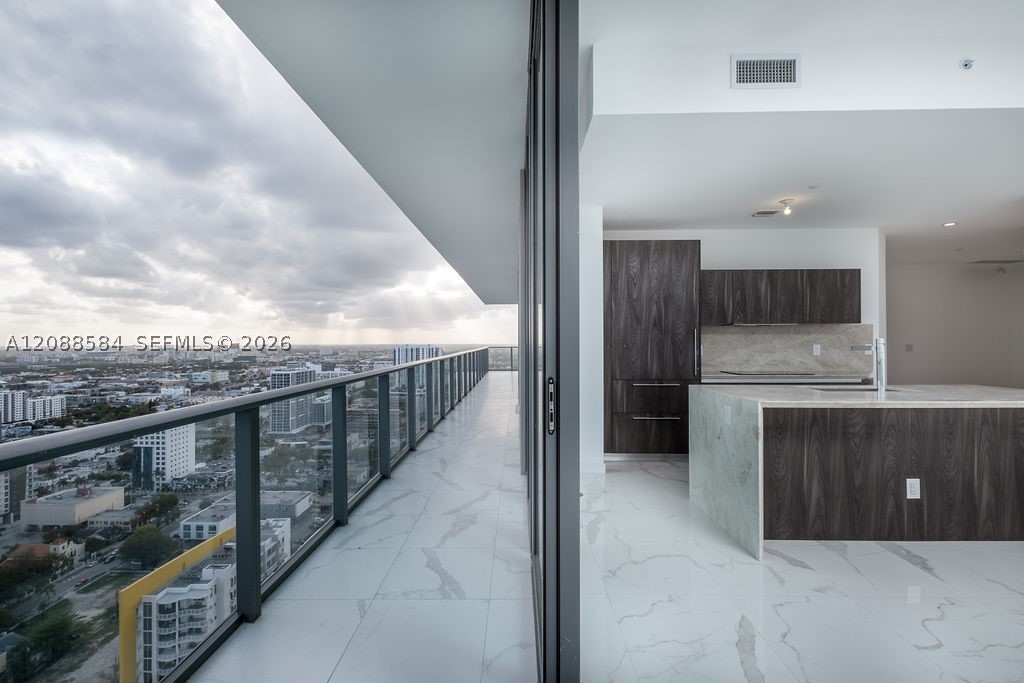 480 NE 31 St #3101, Miami FL 33137