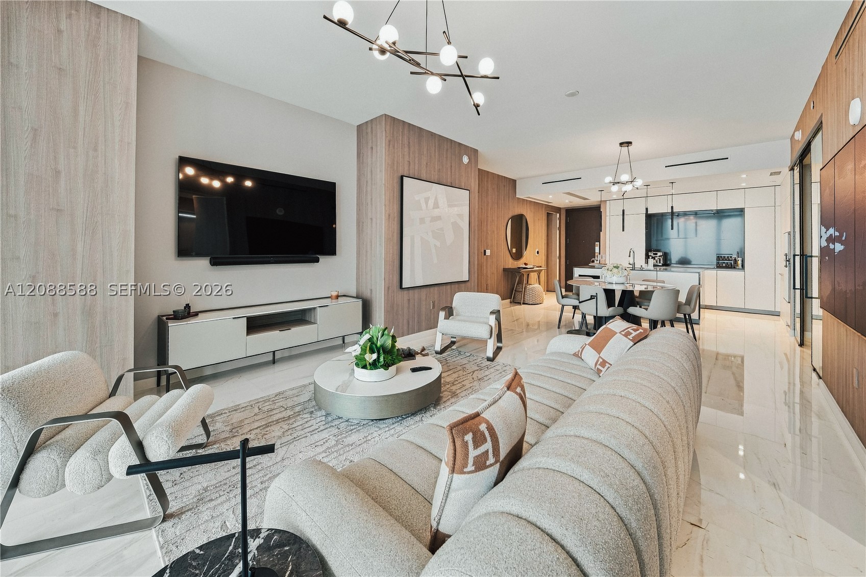300 Biscayne Boulevard Way #1605W, Miami FL 33131