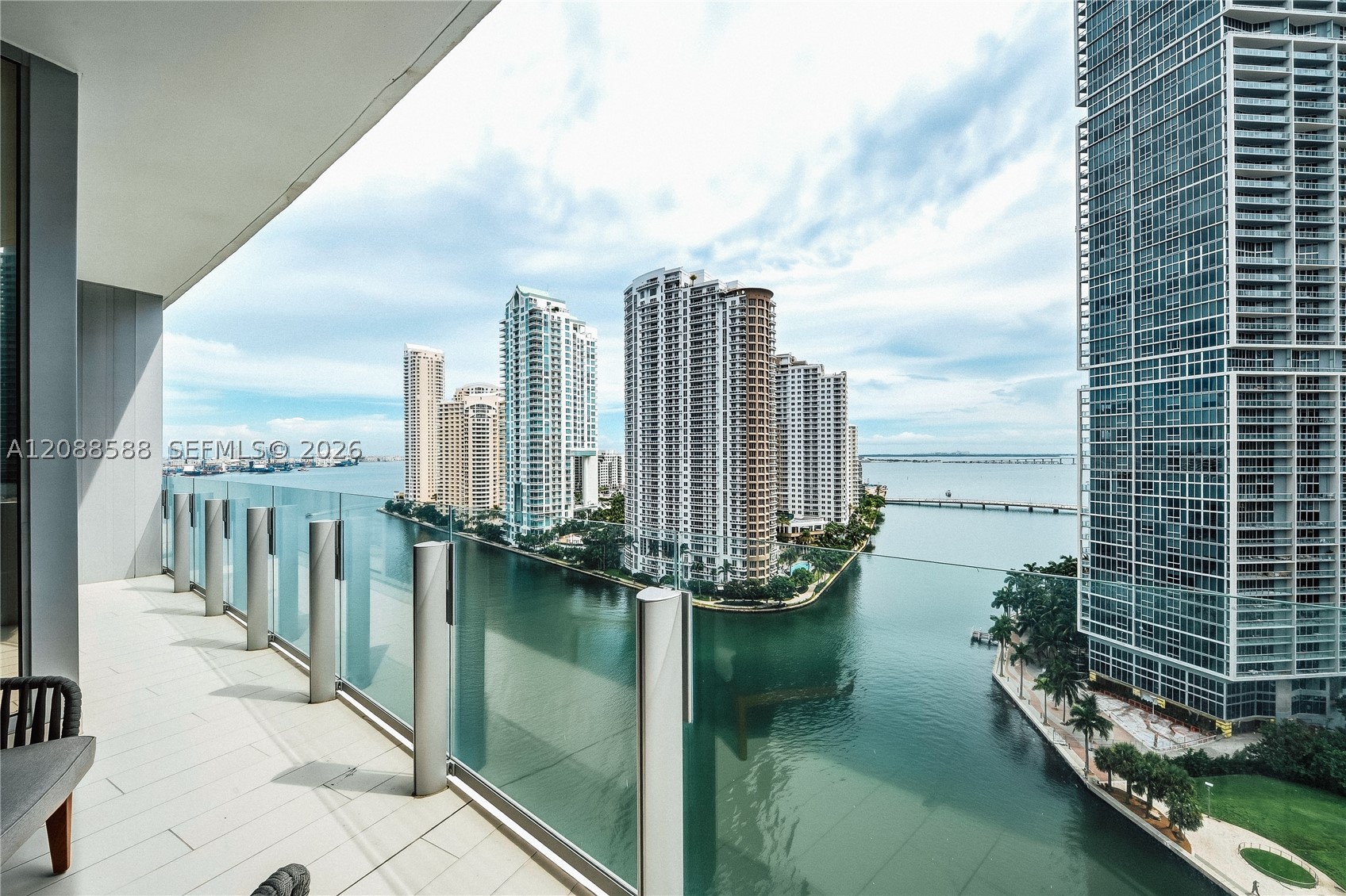 300 Biscayne Boulevard Way #1605W, Miami FL 33131