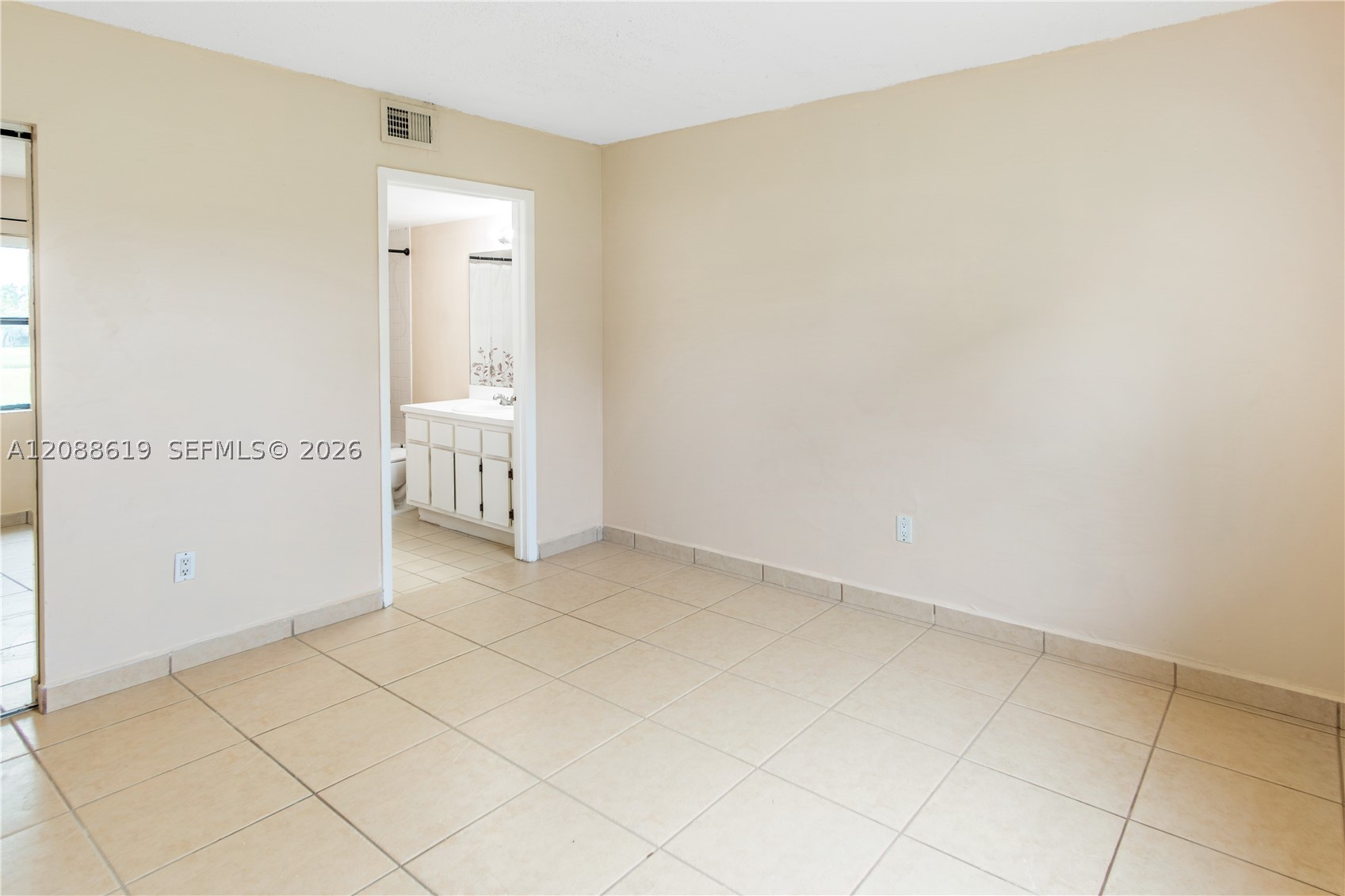 14935 SW 104th St #5-105, Miami FL 33196