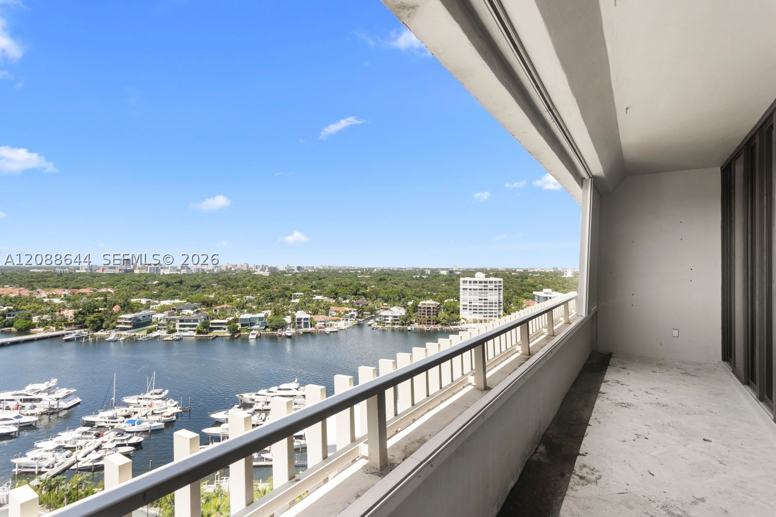 3 Grove Isle Dr #CPH08, Miami FL 33133