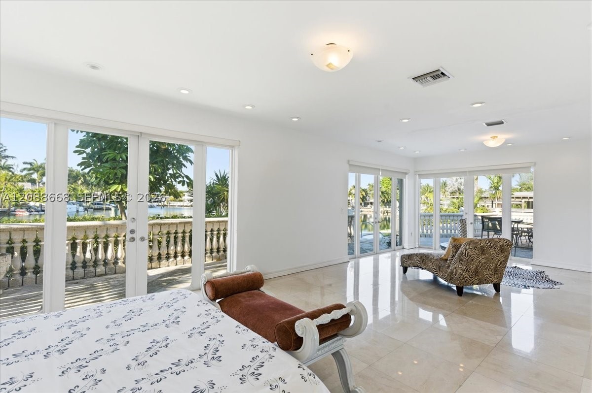 1249 Biscaya Dr #1249, Surfside FL 33154