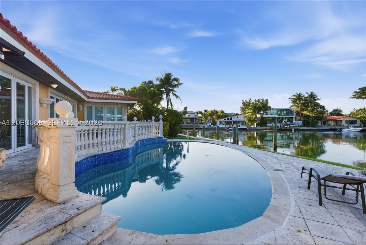 1249 Biscaya Dr #1249, Surfside FL 33154