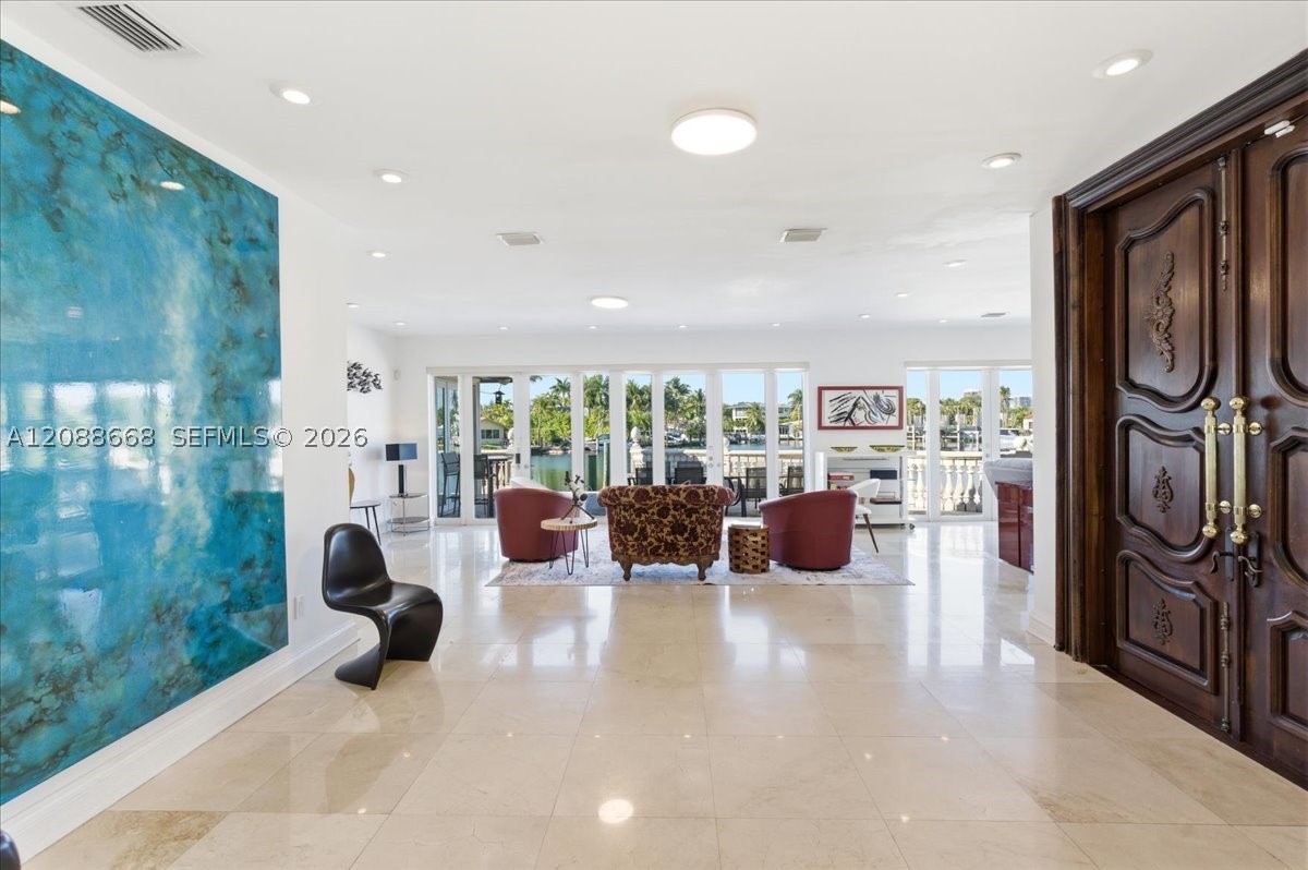 1249 Biscaya Dr #1249, Surfside FL 33154