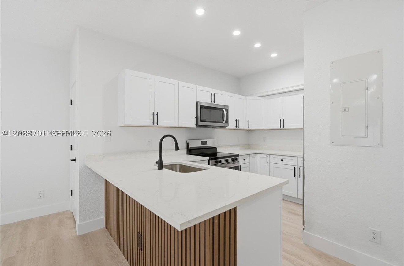5703 NW 48th Ave #48, Coconut Creek FL 33073