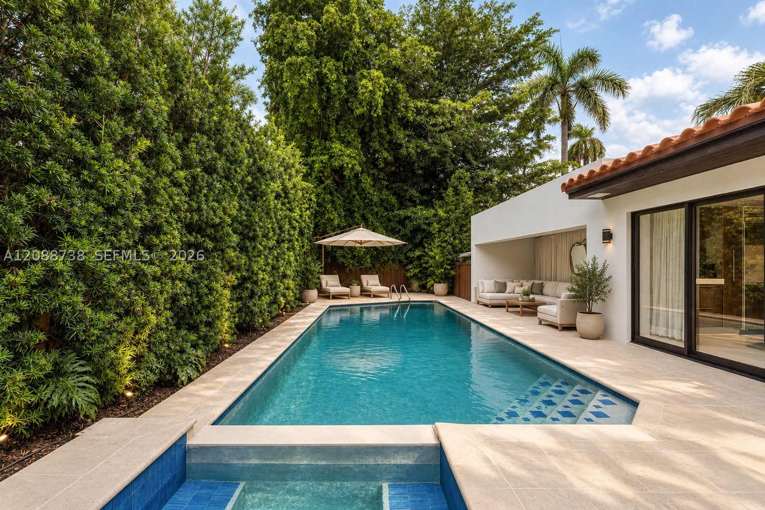 1600 W 24th St, Miami Beach FL 33140