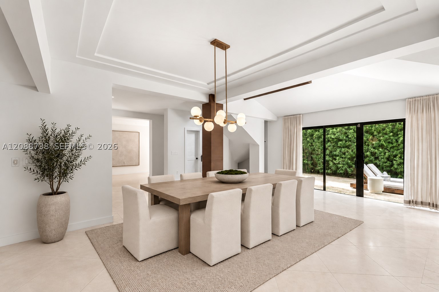 1600 W 24th St, Miami Beach FL 33140