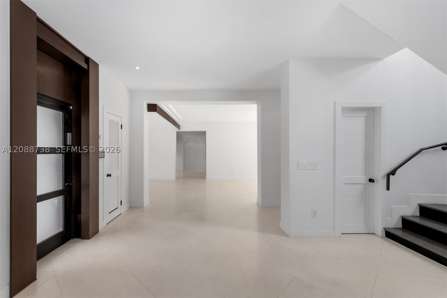1600 W 24th St, Miami Beach FL 33140
