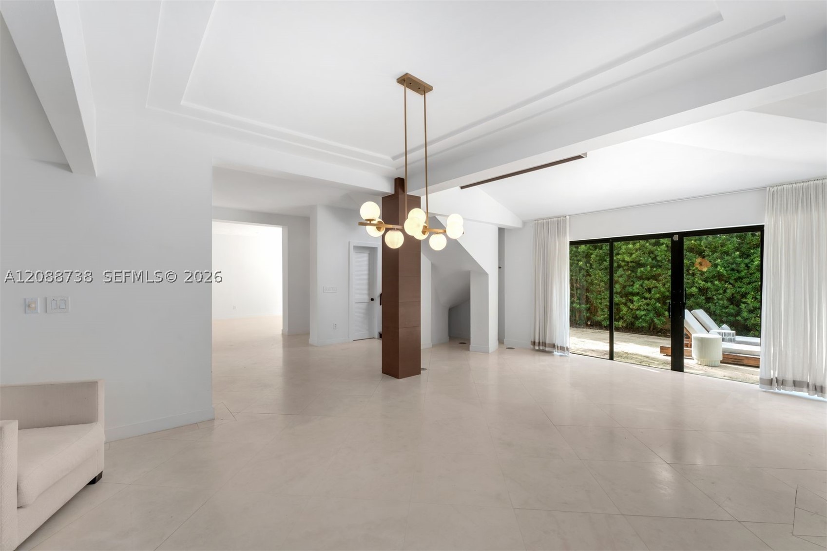 1600 W 24th St, Miami Beach FL 33140