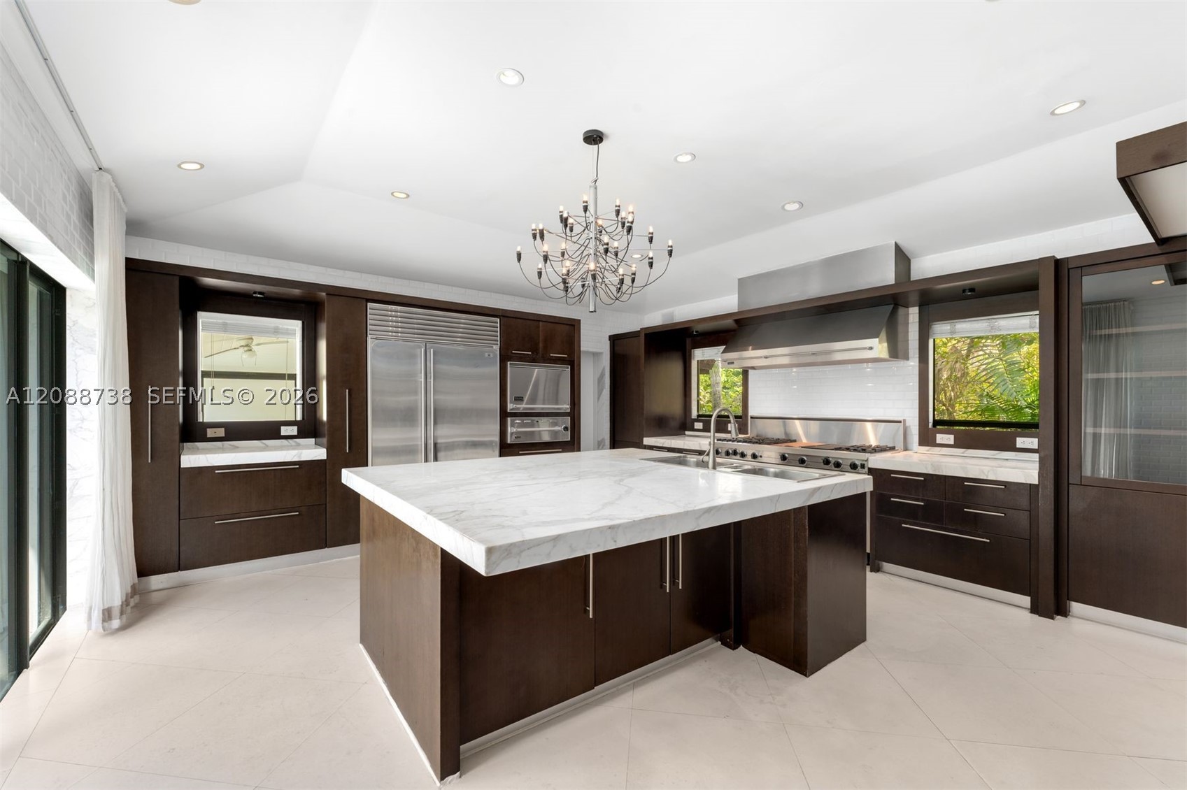1600 W 24th St, Miami Beach FL 33140