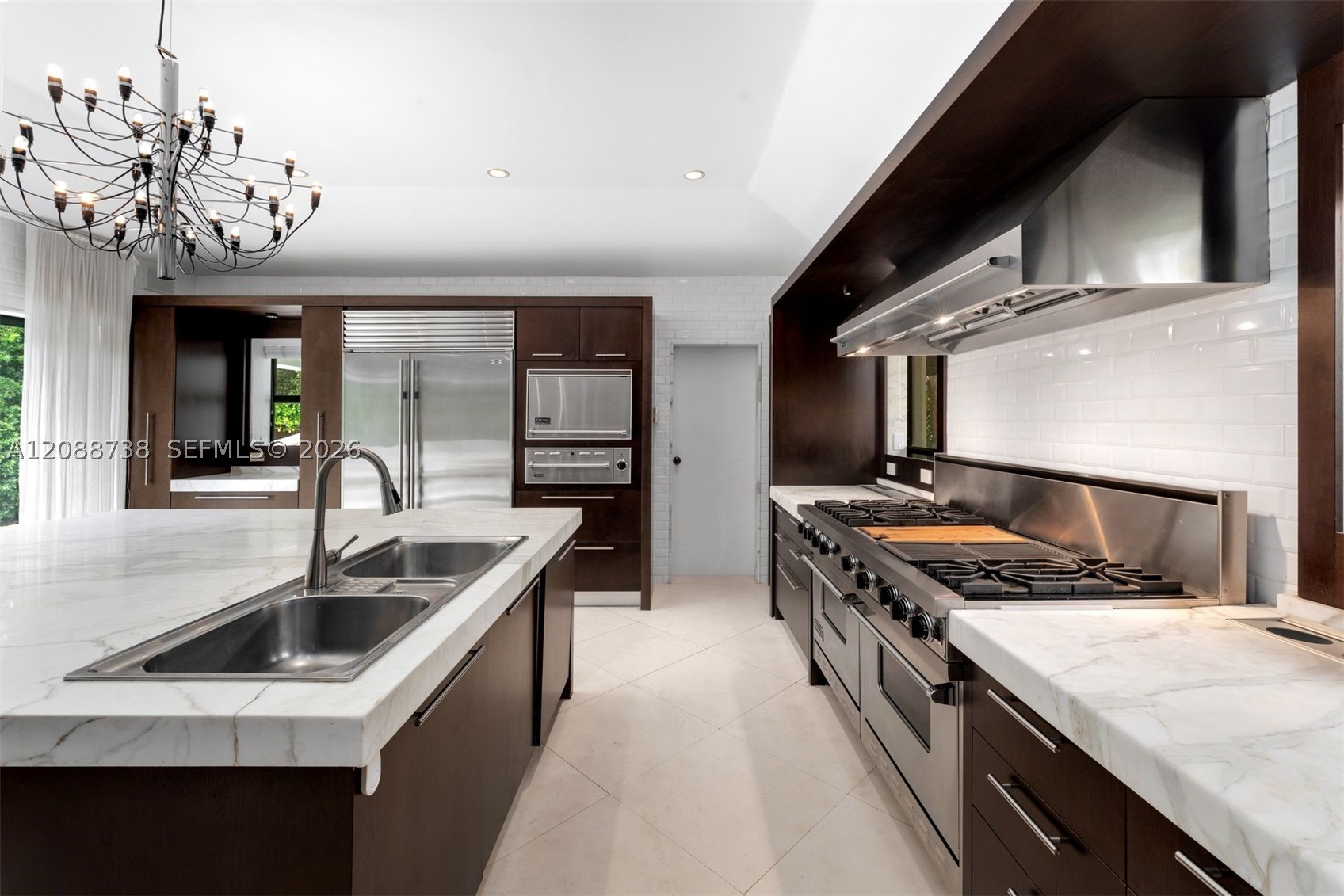 1600 W 24th St, Miami Beach FL 33140