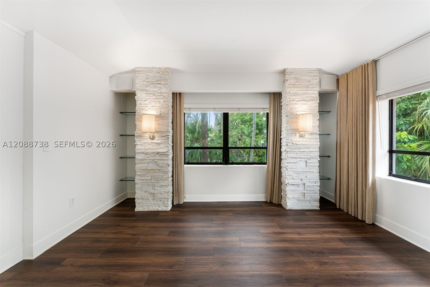 1600 W 24th St, Miami Beach FL 33140