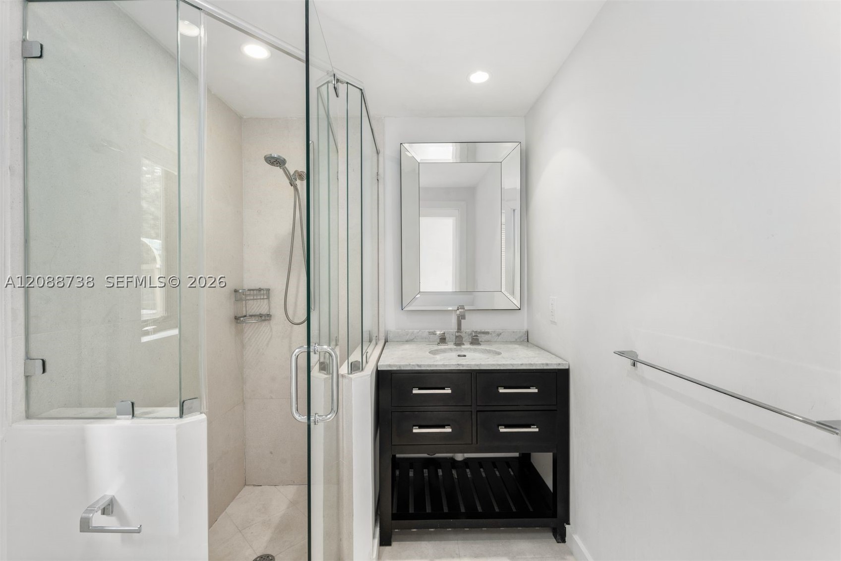 1600 W 24th St, Miami Beach FL 33140