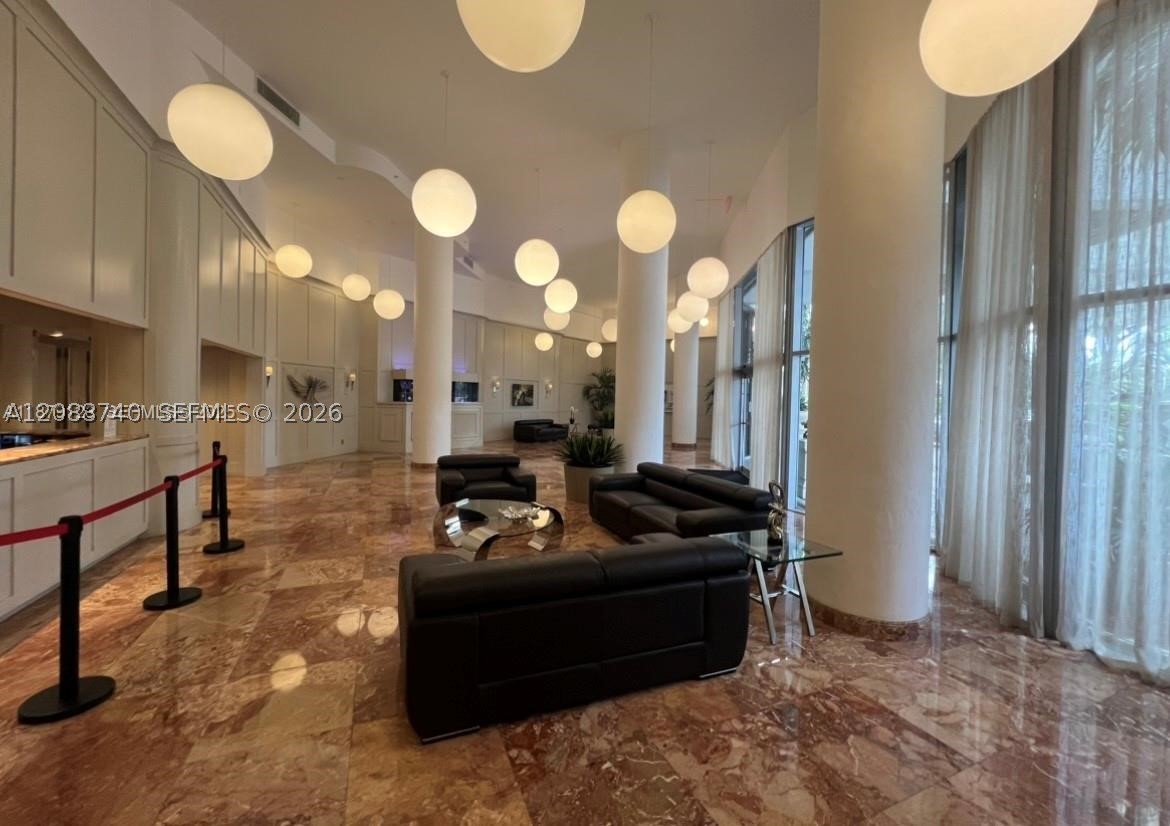 3600 Mystic Pointe Dr #604, Aventura FL 33180