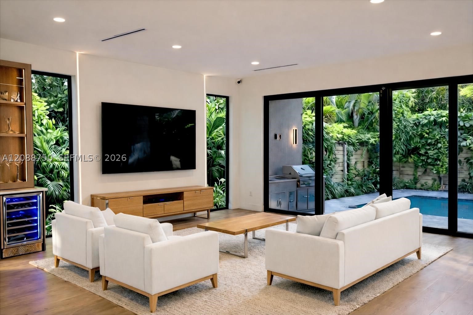 1724 NE 16th Ave, Fort Lauderdale FL 33305